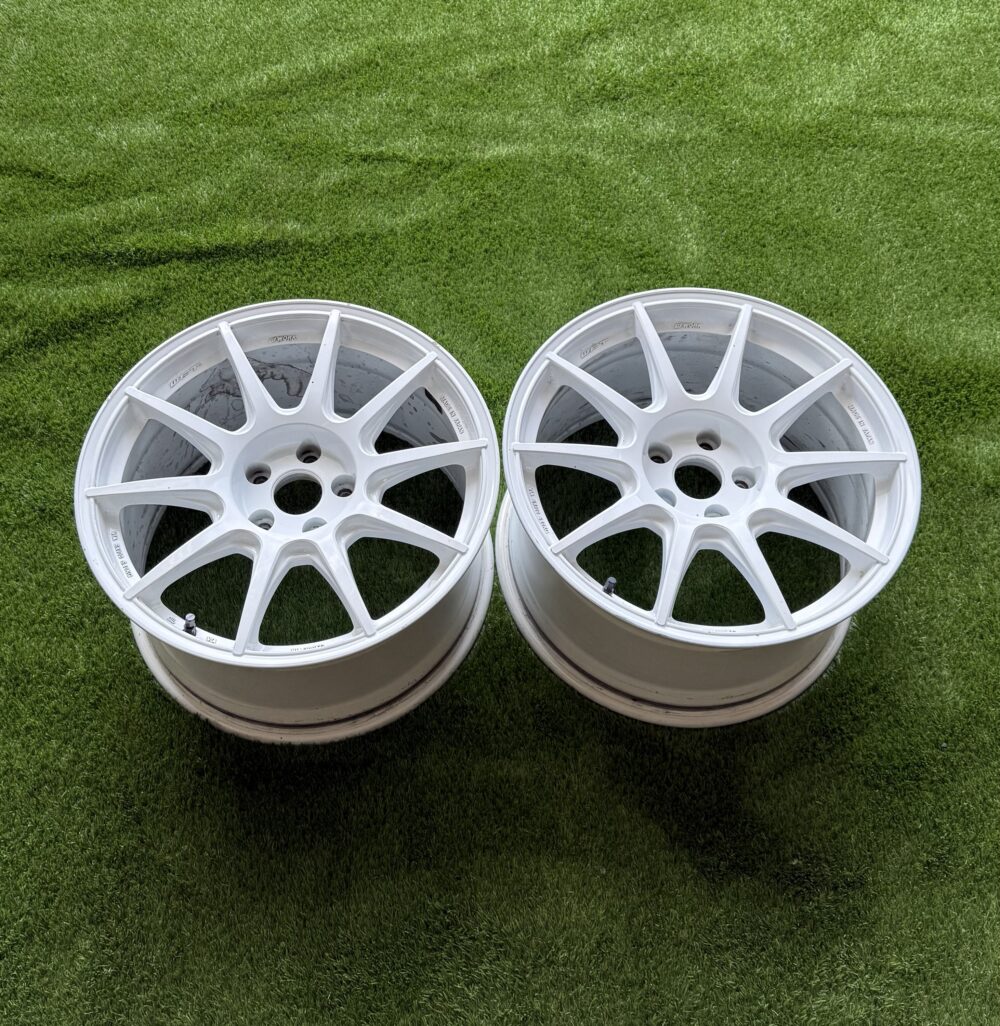 Work MCO Pair 18 Inch 5x114.3 Wheels
